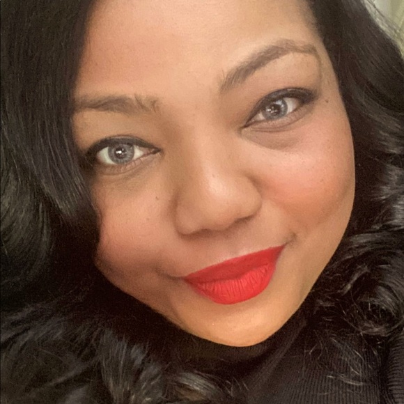 Meet your Posher, Mrs. ND Gunner - Picture 7 of 14